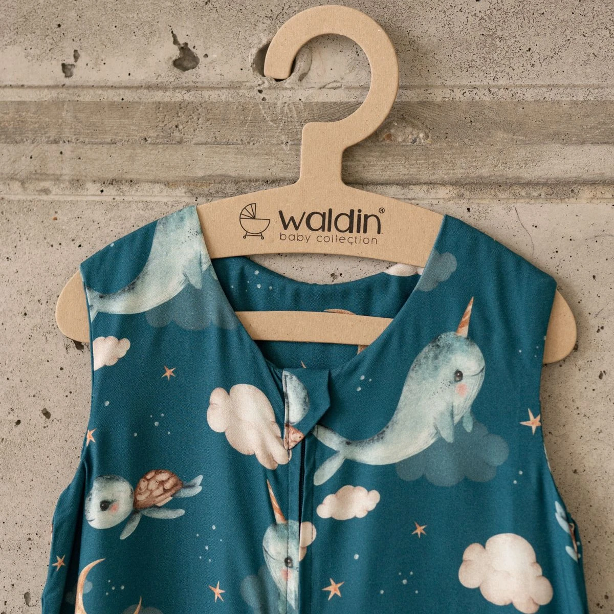 Sleepbag_whale_darkblue_sizeS